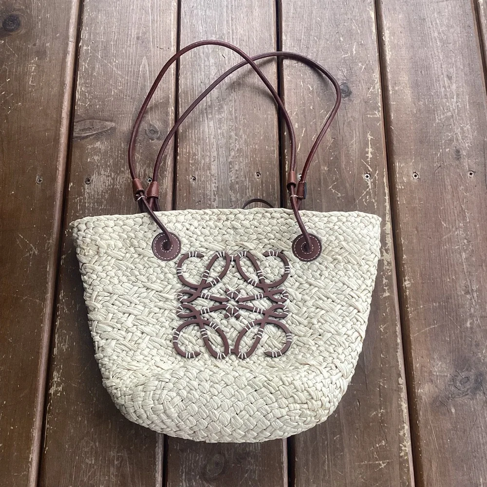 LOEWE Anagram Small Basket Weave Tote Bag Made In Spain - Picture 2 of 8